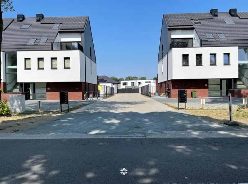 ROZENSTRAAT GARAGE G 26 LOKEREN