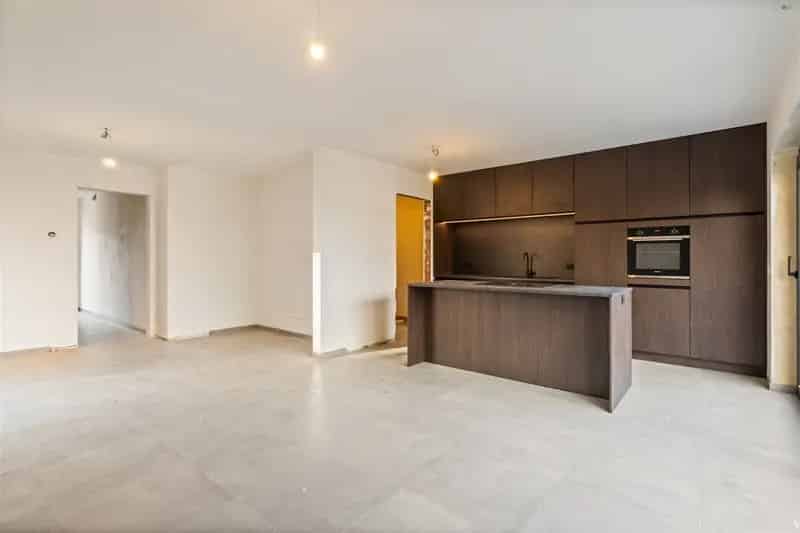 Halfopen Bebouwing 768m²