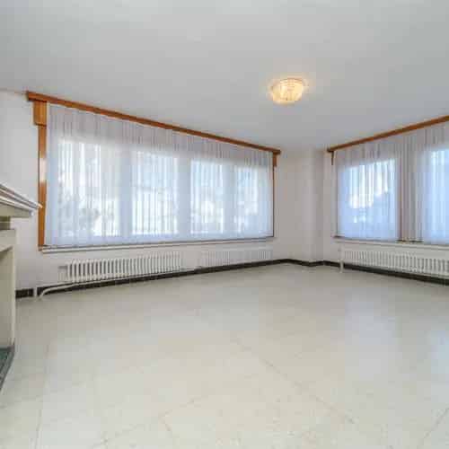 Halfopen Woning 3 Appartementen Nabij Centrum