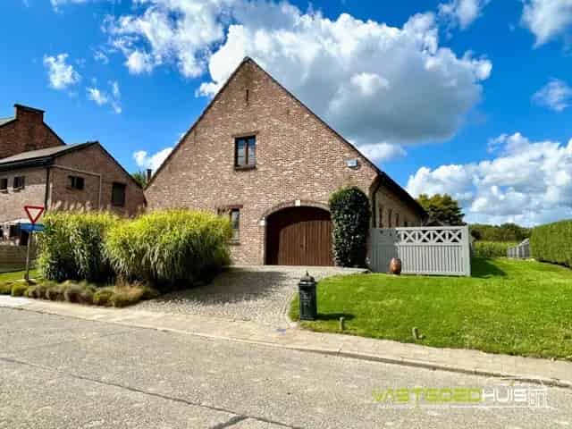 Villa te koop Roosdaal Strijtem