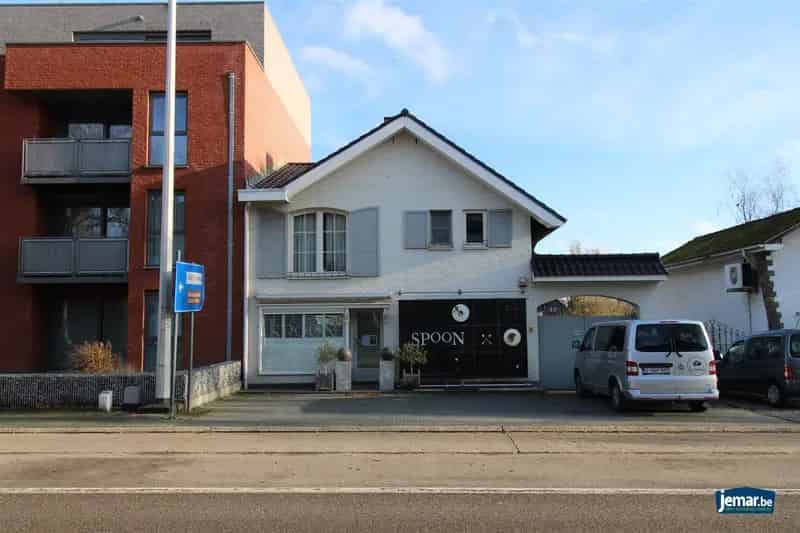 Handelspand met Woonst te Maasmechelen