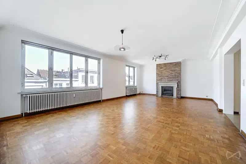 Appartement te huur 3 slaapkamers 114m²