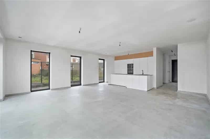 Te Huur: Energiezuinige BEN-woning 4 slaapkamers en tuin