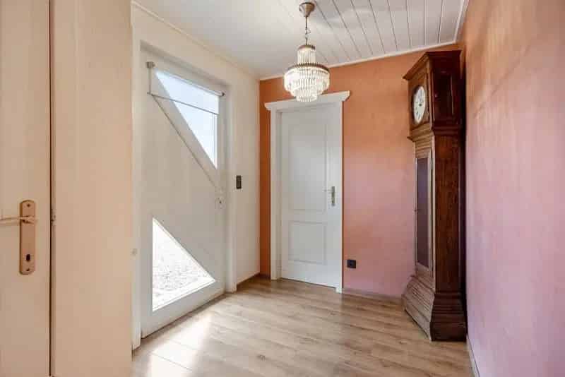 Gelijkvloers huis 2 slaapkamers grote zolder