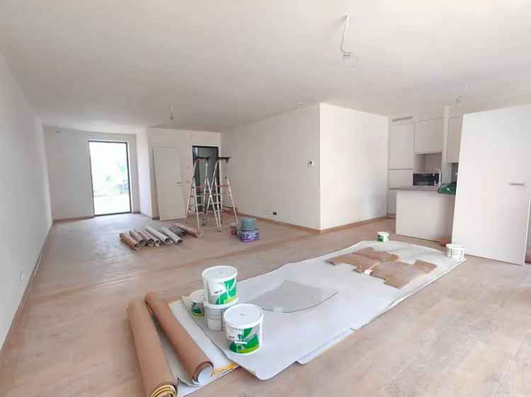 Ruime Nieuwbouwwoning te Koop met 4 Slaapkamers en Tuin