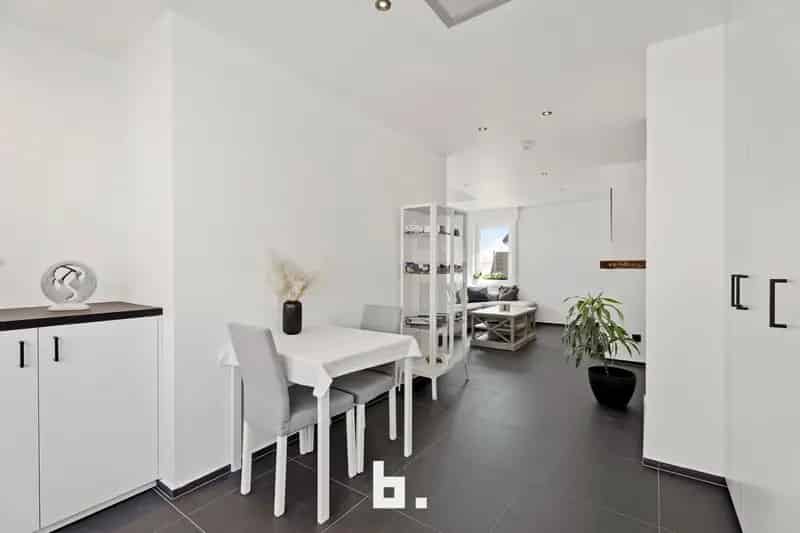 Huis te koop Ledegem: Instapklare halfopen bebouwing