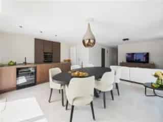 Penthouse te koop Herseaux - Modern appartement met groot terras