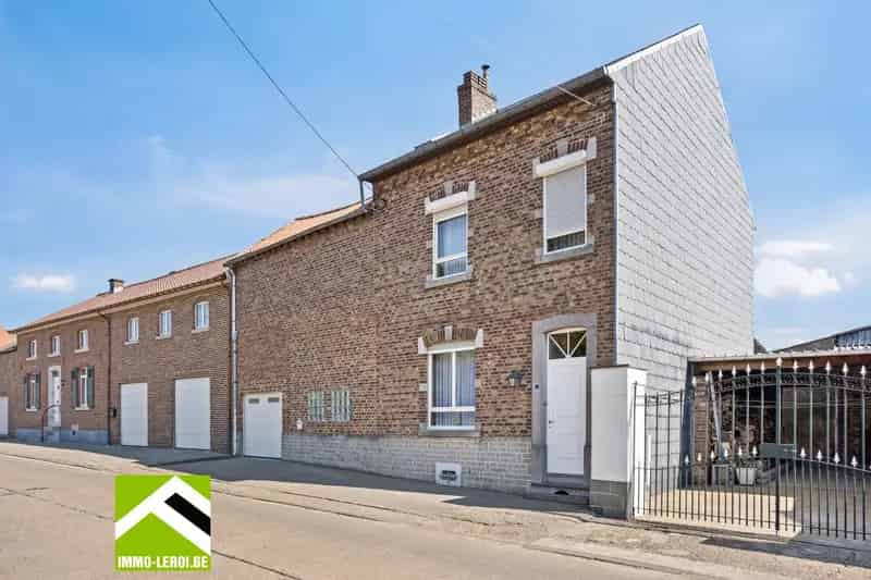 Verzorgde woning met mooie tuin en leuke weide, rustig gelegen en prachtig uitzicht