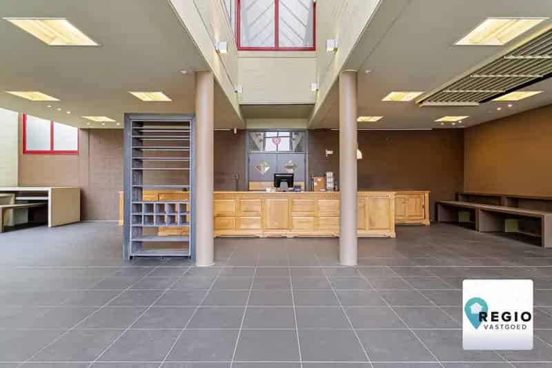Kantoor te Koop Landegem: Multifunctioneel Pand