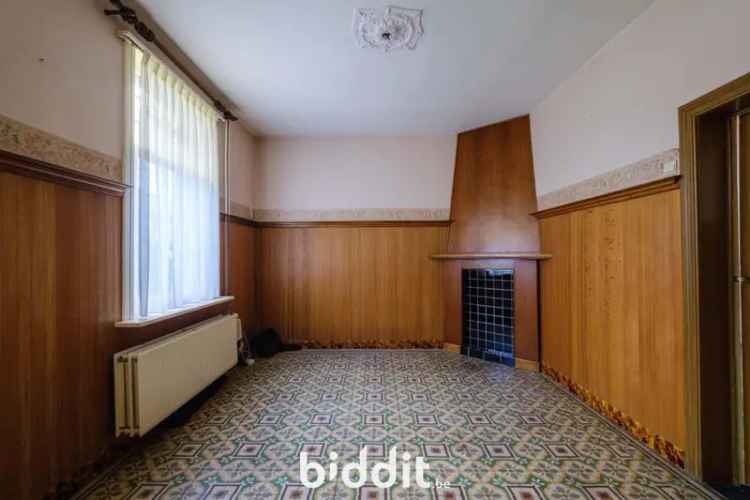 Te renoveren woning 2 slaapkamers garage