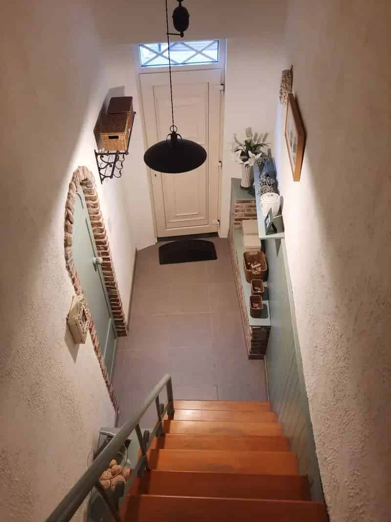 Huis te koop: Instapklare woning met ruime garage en terras