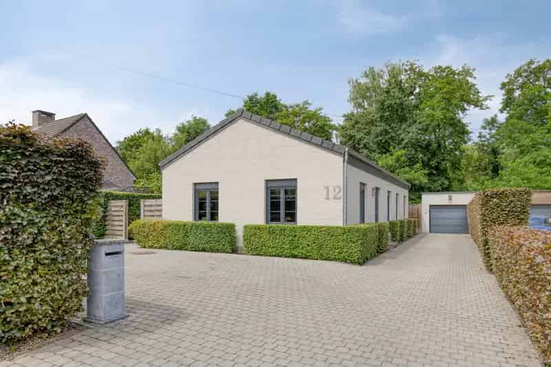 Huis te huur Lier: Instapklare gerenoveerde woning met garage
