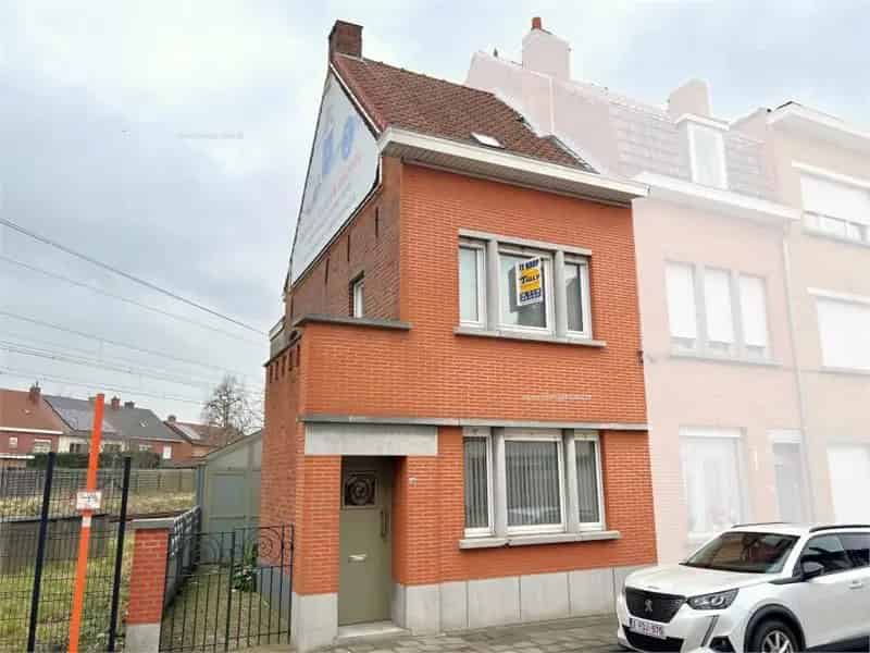 Huis te koop Menen 3 slaapkamers renovatieproject