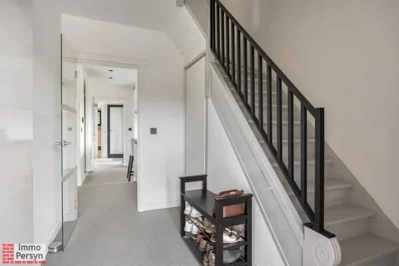Instapklare woning 3 slaapkamers garage