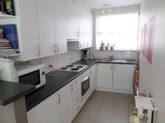 Instapklare woning (gebouwd in 2000)