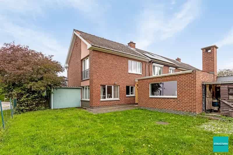 Driegevelwoning te huur nabij centrum