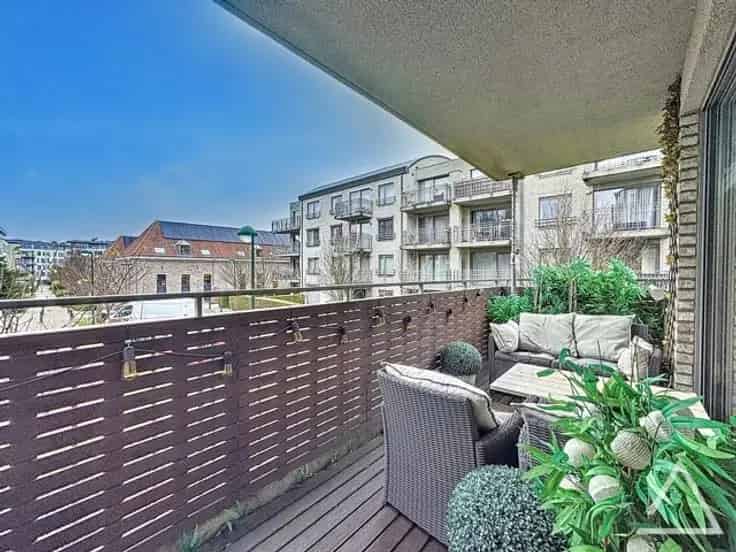 Appartement te koop: 3 slaapkamers, 2 terrassen, parkeerplaats