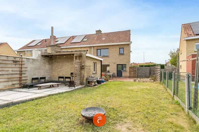 Huis te koop: Gezinswoning met 3 slaapkamers en grote tuin