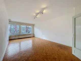 Appartement te huur Luik 80m² - 2 slaapkamers - Nabij centrum