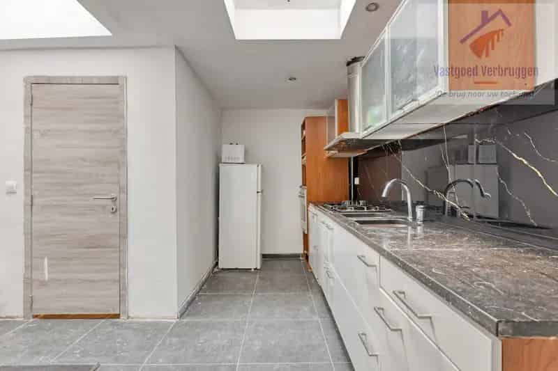 Gerenoveerde woning 4 slaapkamers centrum Aalst