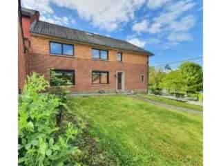 Huis te Koop Vedrin 200m2 4 slaapkamers Garage Tuin