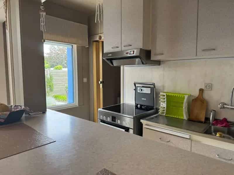 Goed onderhouden woning met loods 495m2