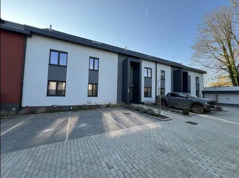 Appartement te koop 113m2 Orp gerenoveerd 2 slaapkamers tuin