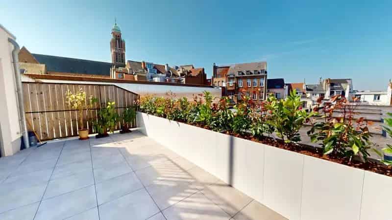 Appartement te Schaerbeek 2 slaapkamers groot terras