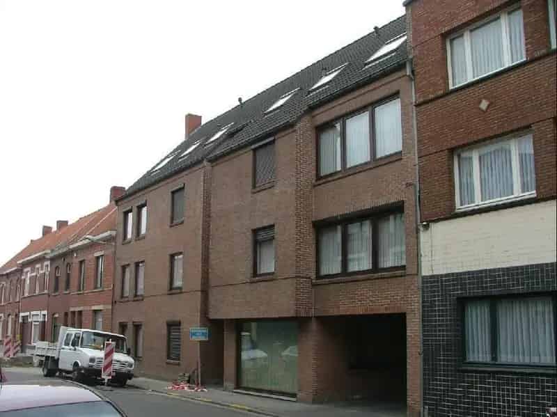 Ruime Garagebox te Huur