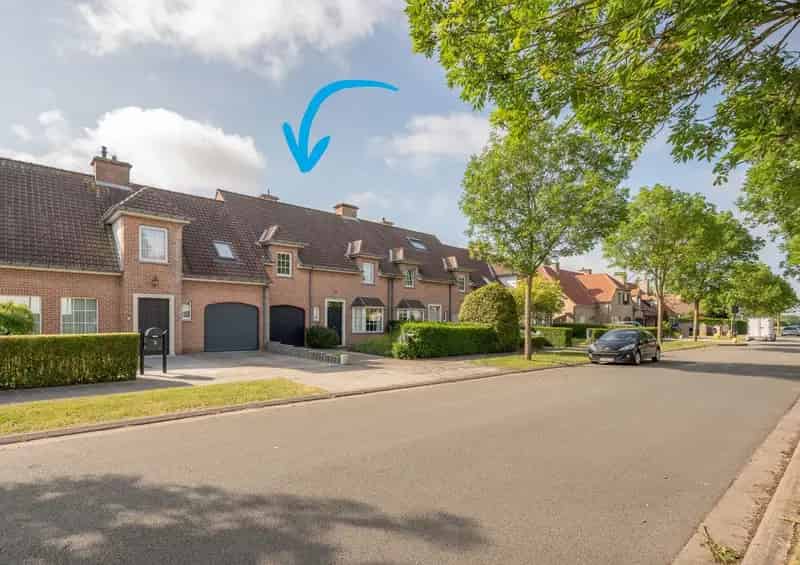 Huis te koop Lissewege: 4 slaapkamers, 2 badkamers, garage en tuin