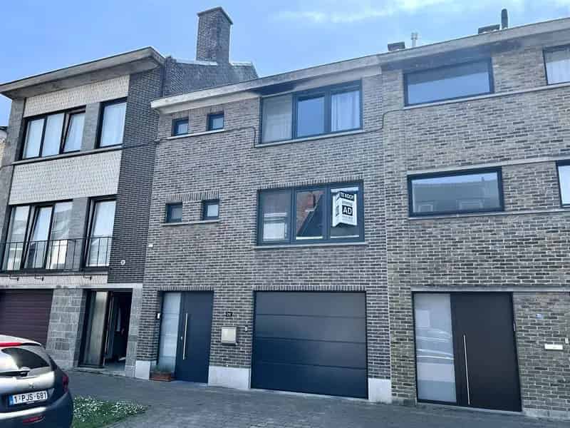 Bel-"etage 3 slaapkamers garage tuin