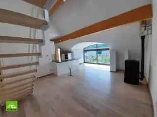 Duplex Appartement te Huur Jambes 130m²