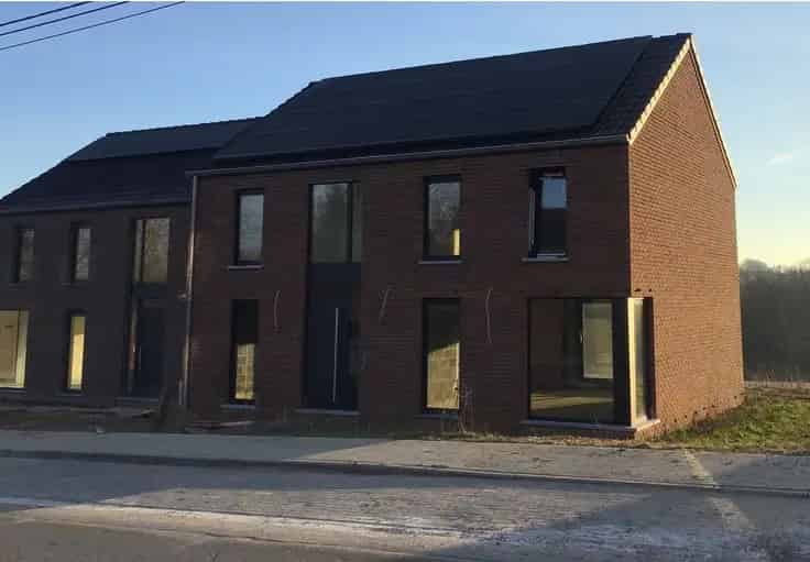 Moderne Eengezinswoning 4 slaapkamers te koop