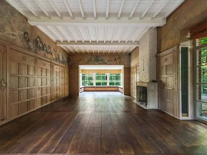 Landelijk Landhuis met Gastenverblijf en Paardenstallen