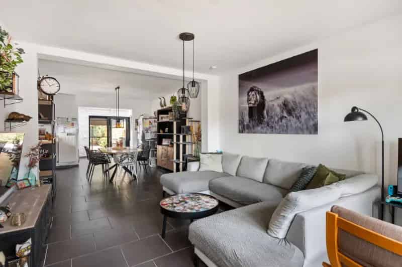 Instapklare HOB 2 slaapkamers tuin garage
