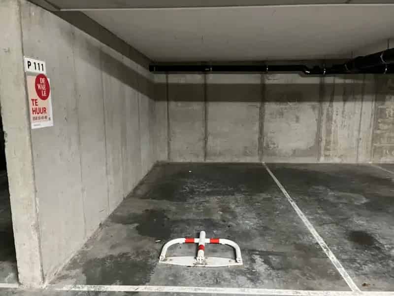 Overdekte staanplaats te huur Nieuwpoort