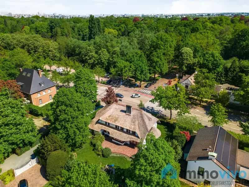 Rietgedekte Villa 5 slaapkamers 475m²