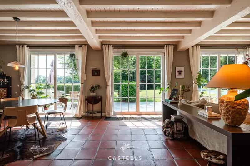 Huis te koop in Heusden: Ruime woning met licht en ruimte