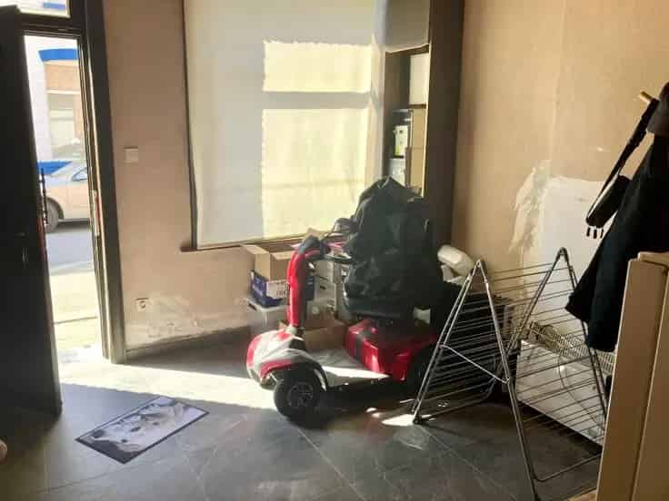 Huis Te Koop Zottegem Centrum: Af te werken woning met 2 slaapkamers