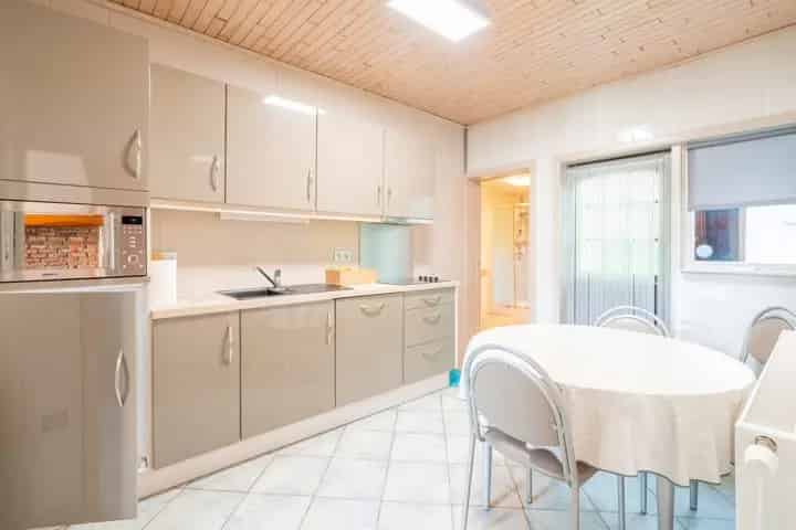 Huis te koop Zele: Centraal gelegen woning nabij scholen