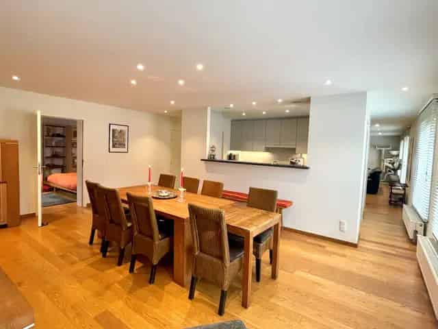 Duplex Appartement Brugge: Modern Comfort in de Binnenstad