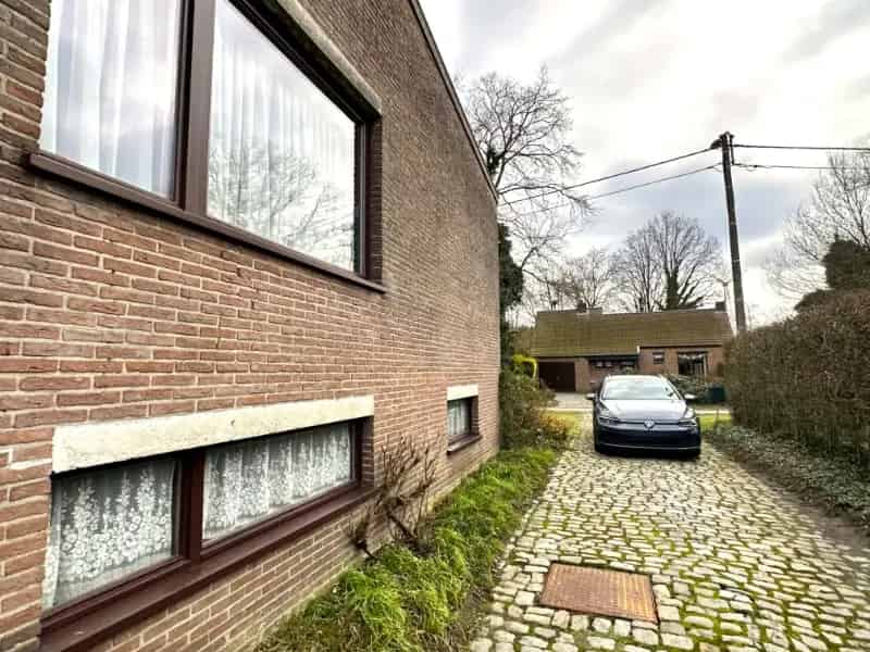 Huis te huur 3 slaapkamers garage tuin rustige ligging