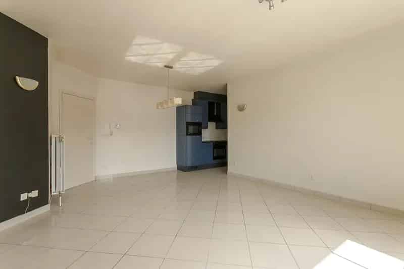 Appartement te koop 1 slaapkamer met garage en terras