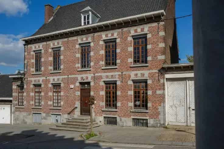 Herenhuis Antoing 1520 Te Koop