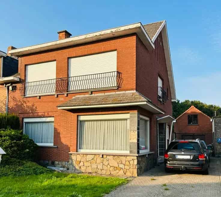 Huis Te Koop Tisselt: Grote Tuin Rustige Ligging