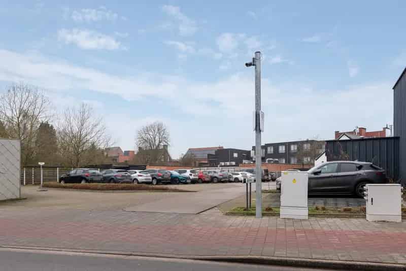 Verhuurde Parking 25 Plaatsen Centrum Berlaar Investering