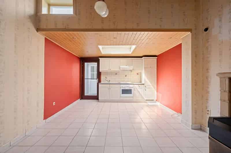 Te renoveren rijwoning centrum Harelbeke