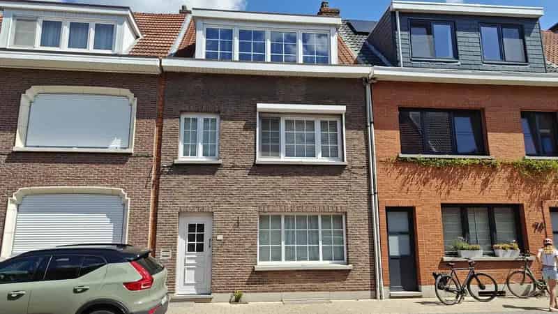 Huis te koop Schoten: Ruime gezinswoning met tuin