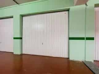 Garagebox te koop Moeskroen 29m2 beveiligd