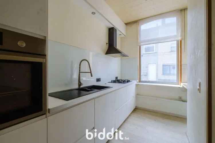 OP TE FRISSEN WONING MET TUIN 2 slaapkamers
